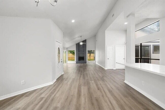 Building Photo - 12710 Hill Branch Dr