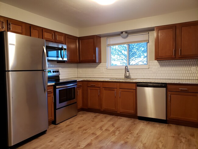 Modern Kitchen - 2055 Depew St