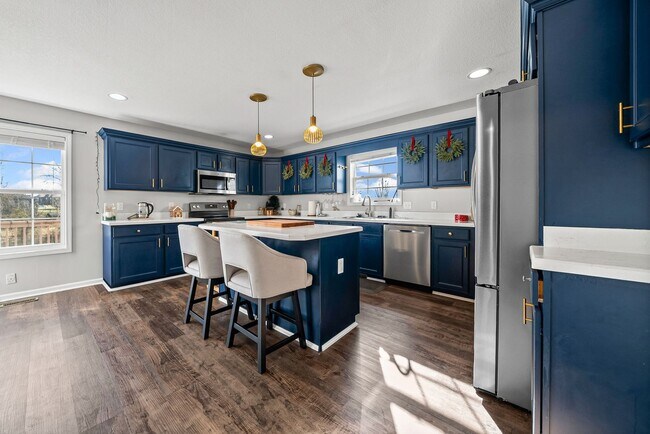 Building Photo - 2499 Old Timber Ct