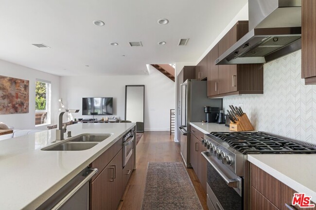 Building Photo - 1902 Liberty Ct