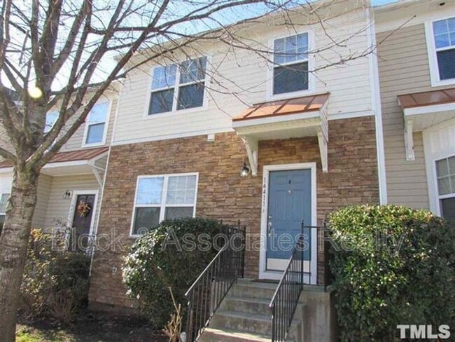 Primary Photo - 14411 Hamletville St