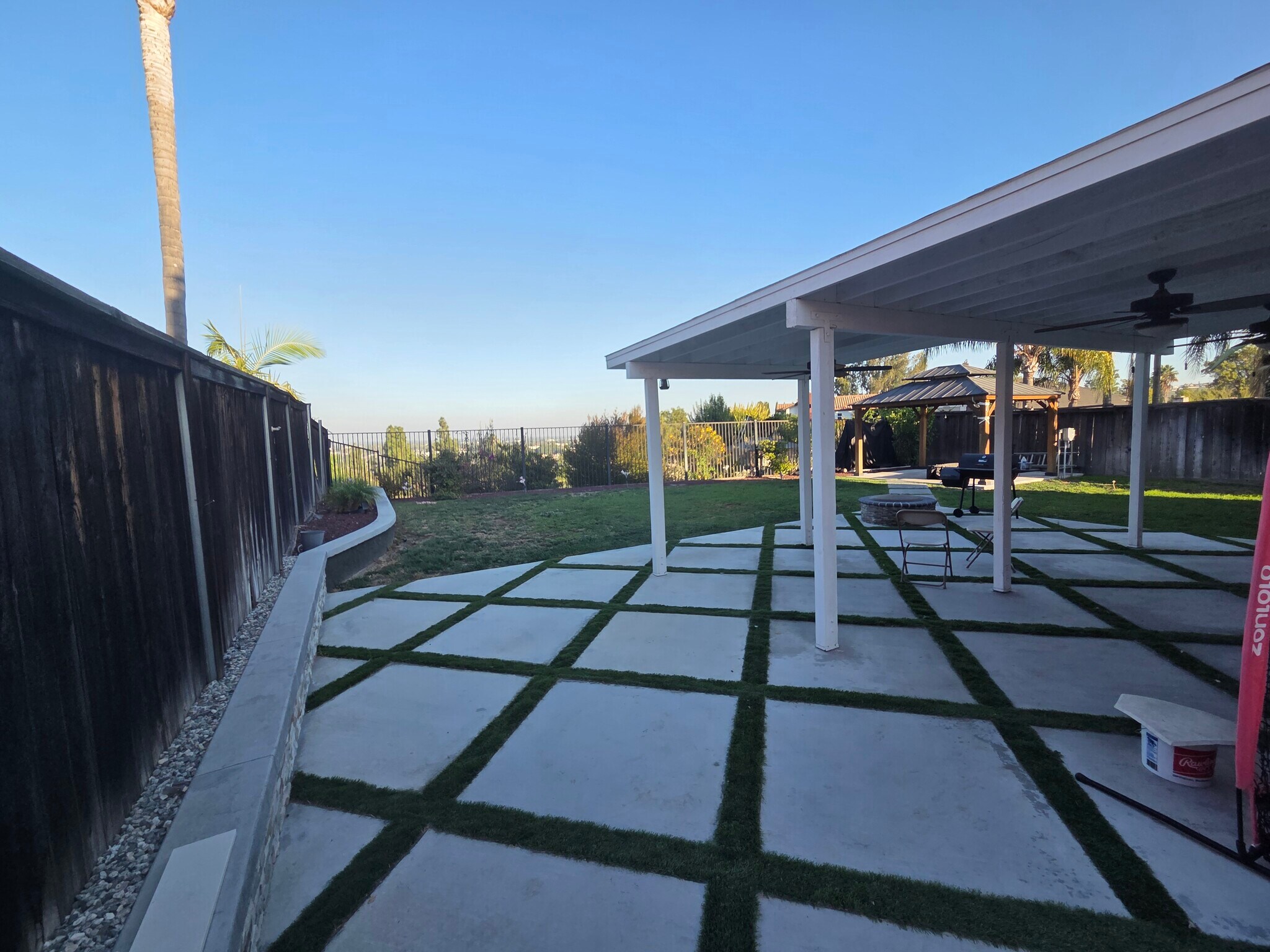 Building Photo - 22 Ridge Crest Cir