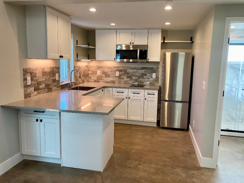 Building Photo - 2216 1/2 Motta St