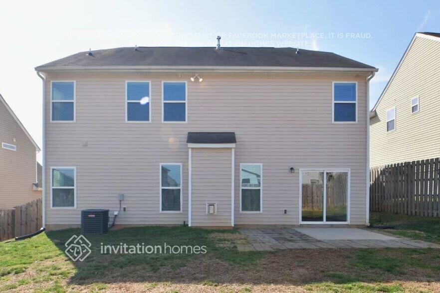 Building Photo - 247 Elrosa Rd