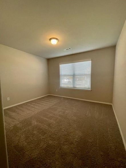 Building Photo - 505 Ashwood St