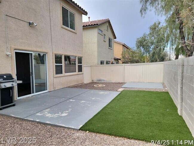 Building Photo - COMING SOON - Ready by End of April