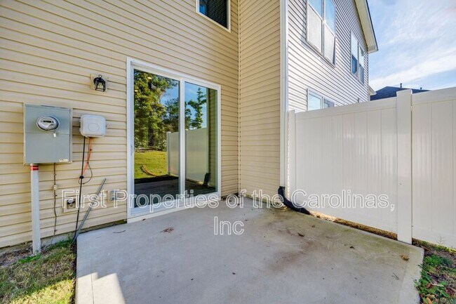 Building Photo - 1351 Southern Sugar Dr