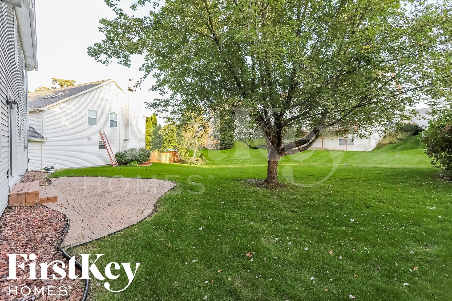 Building Photo - 298 N Crooked Lake Ln