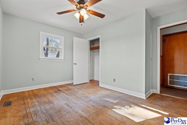 Building Photo - 2101 W McCown Dr