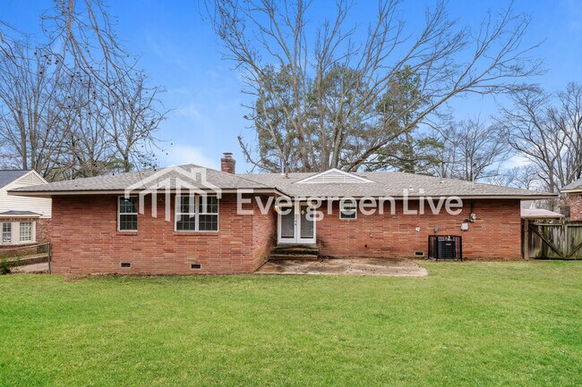 Building Photo - 3070 Magevney St