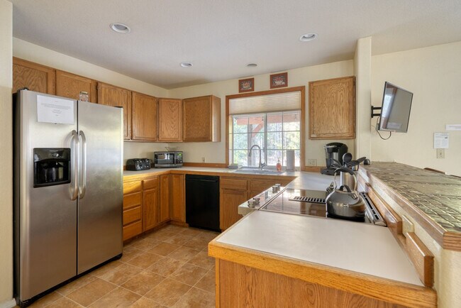 Building Photo - 70417 E Terrace Dr