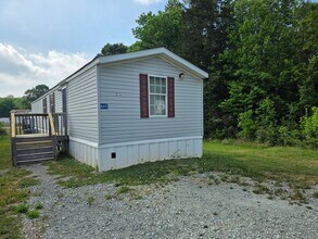 Building Photo - Ready to Move in