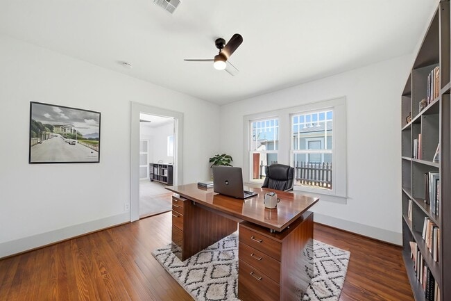 Building Photo - 1111 Winston St