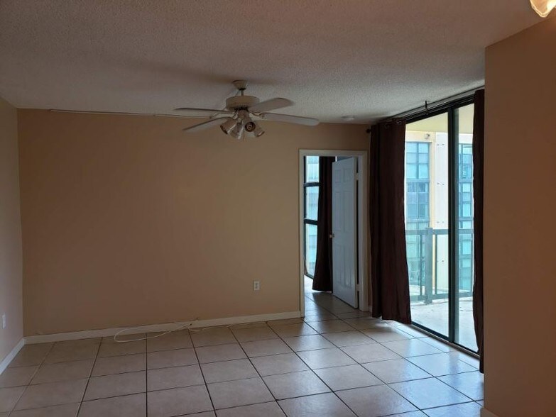 Building Photo - 11750 SW 18th St