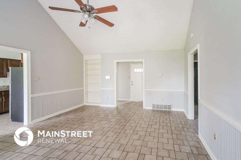 Building Photo - 6575 Pine Top Cir E