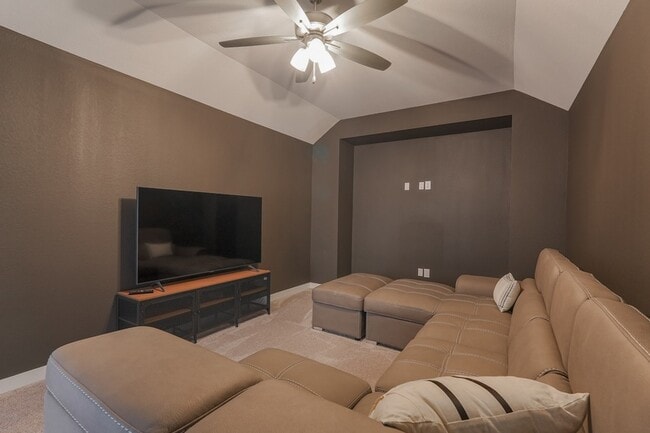 Building Photo - 662 Lost Maples Bend Ln