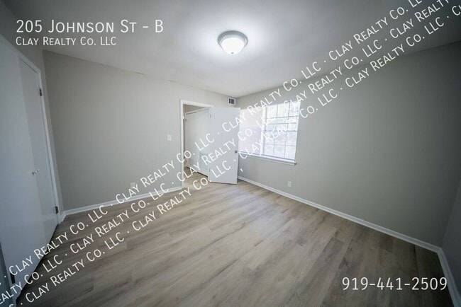 Building Photo - 205 Johnson St