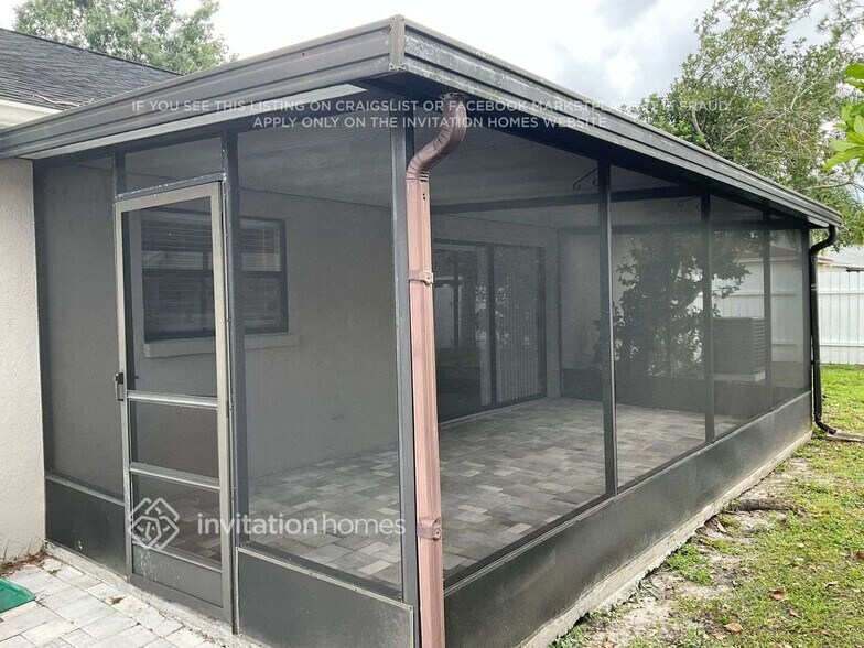 Building Photo - 9732 Cypress Pond Ave