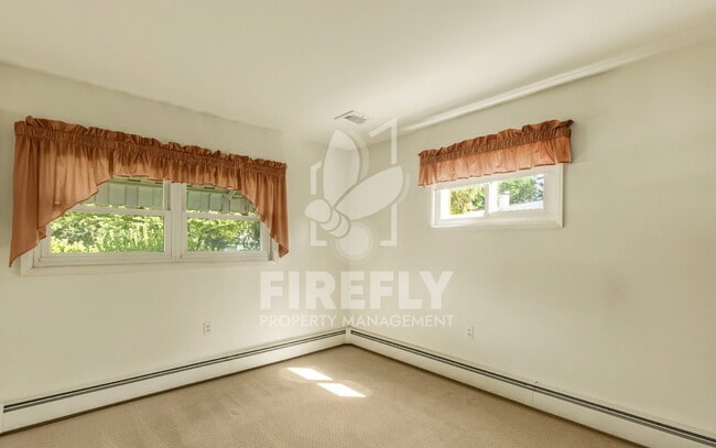 Building Photo - Charming Ranch Home in Hempfield School Di...
