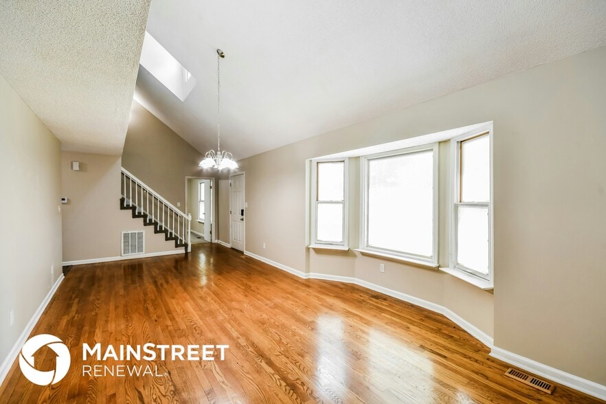 Building Photo - 2085 Edenwood Cir