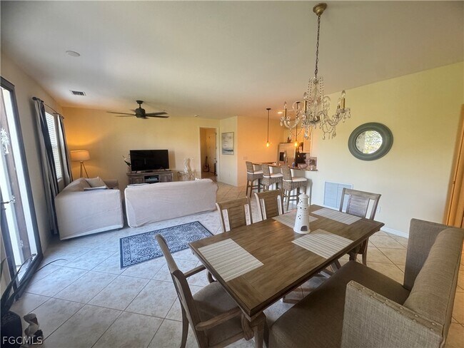 Building Photo - 11908 Izarra Way