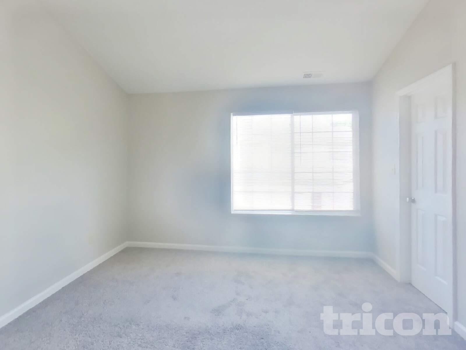 Building Photo - 9898 Worthington Blvd