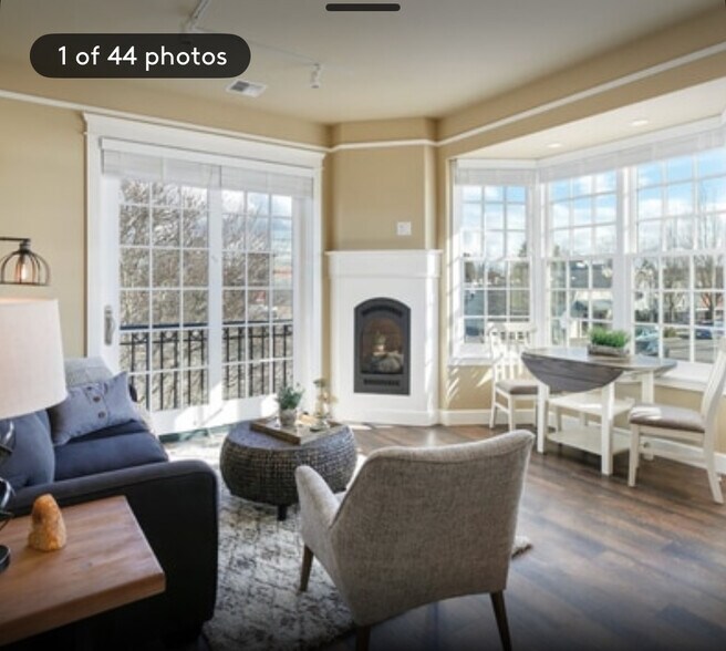 Building Photo - 685 Peace Portal Dr