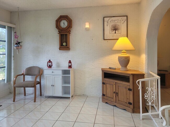 Building Photo - 2/2/1 townhome for rent in the Heather of Weeki Wachee