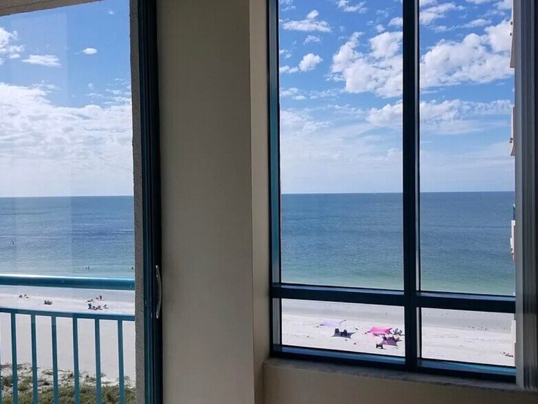 Building Photo - 1520 Gulf Blvd