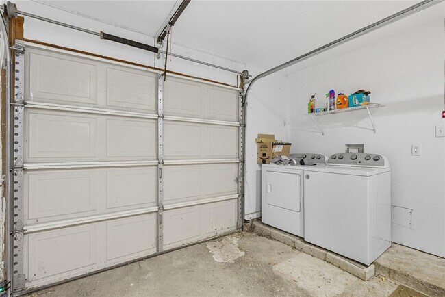 Building Photo - 5401 Agua Caliente Cove