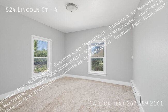 Building Photo - New renovation available to tour now!