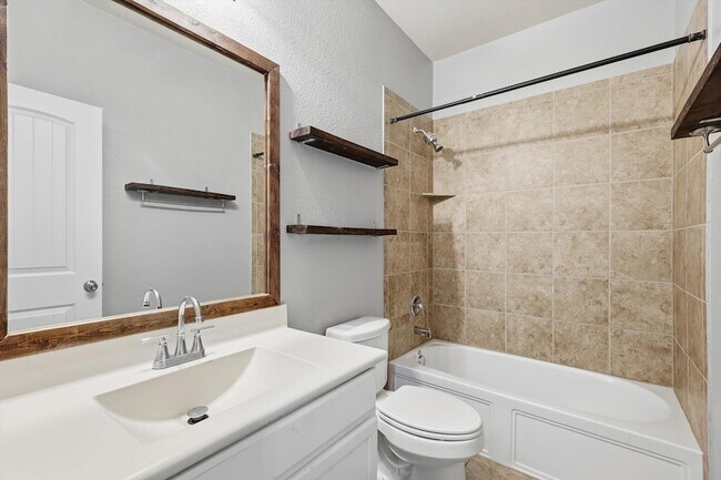 Building Photo - 14344 Artisan Dr