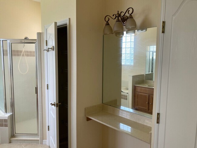 Building Photo - 12934 Colonnade Cir
