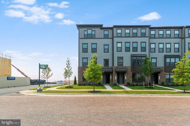 Building Photo - 1687 Dunnington Pl