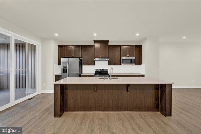 Building Photo - 7907 Olive Branch Ln