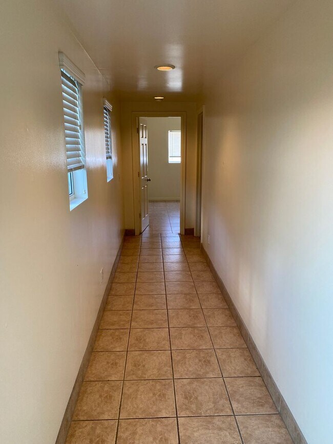 Building Photo - 6557 Del Playa Dr