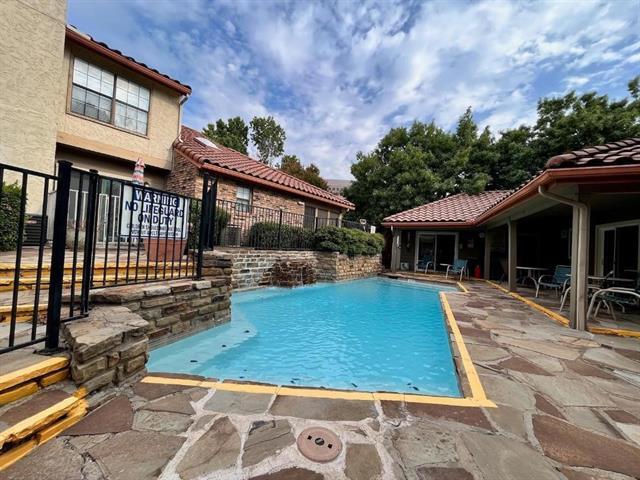 Building Photo - 6505 Hickock Dr