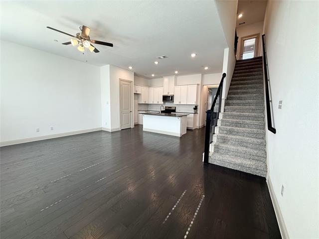 Building Photo - 4116 Kearsage Dr