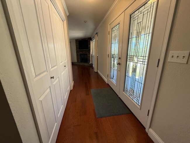 Building Photo - 23799 Woodhaven Pl