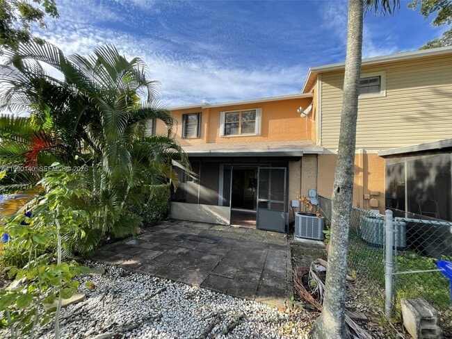 Building Photo - 10508 NW 6th St