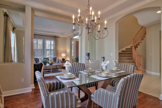 Building Photo - Beautiful 5BD/5BA Livermore Home with Huge Bonus Room and Full Downstairs Bedroom Suite!