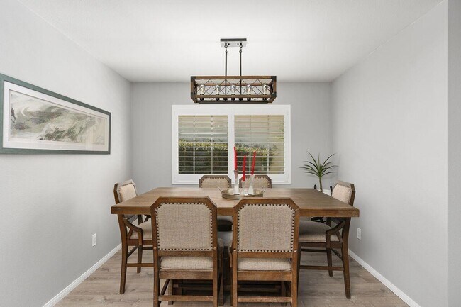 Building Photo - 77630 Cll Las Brisas W