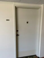 Building Photo - 2499 Kapiolani Blvd