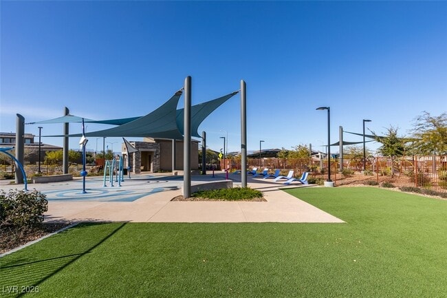 Building Photo - 302 Walsh Peak Ave