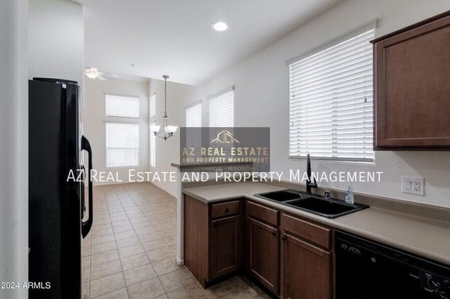 Building Photo - 42424 N Gavilan Peak Pkwy