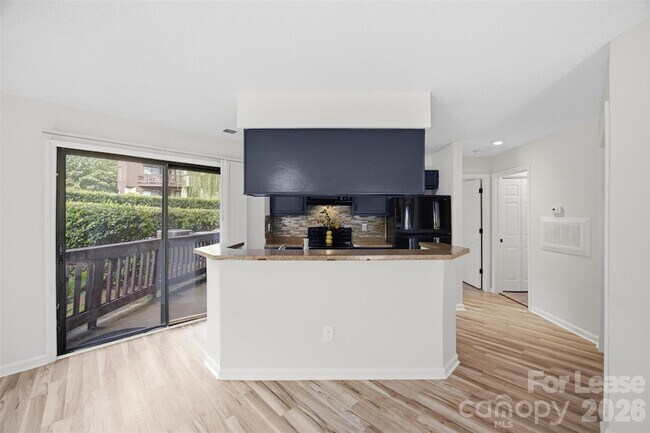 Building Photo - 8157 Cedar Glen Dr
