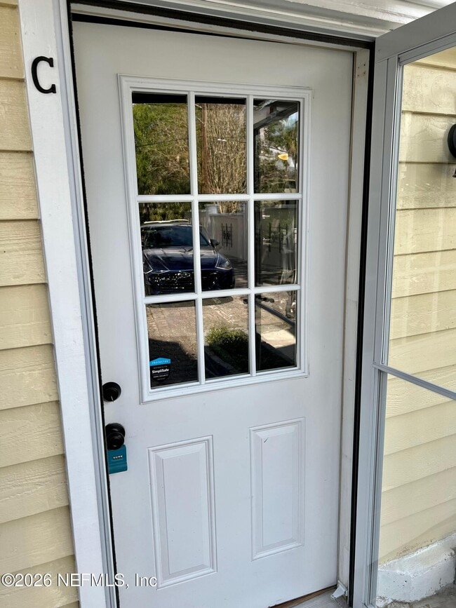 Building Photo - 2705 Riverside Ave