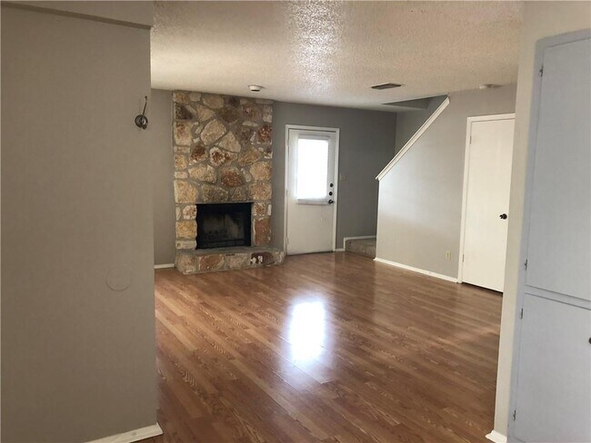 Building Photo - 1507 Camp Craft Rd
