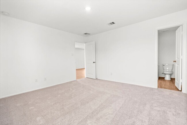 Building Photo - 7507 Birch Harvest Dr