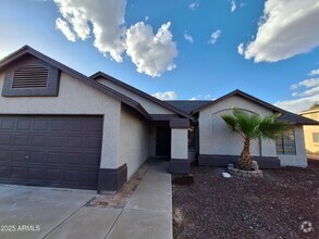 Building Photo - 710 W Cheyenne Dr